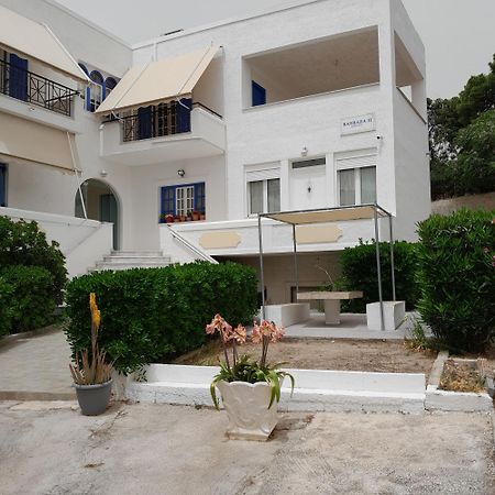 Hotel Barbara II à Agia Marina  Extérieur photo