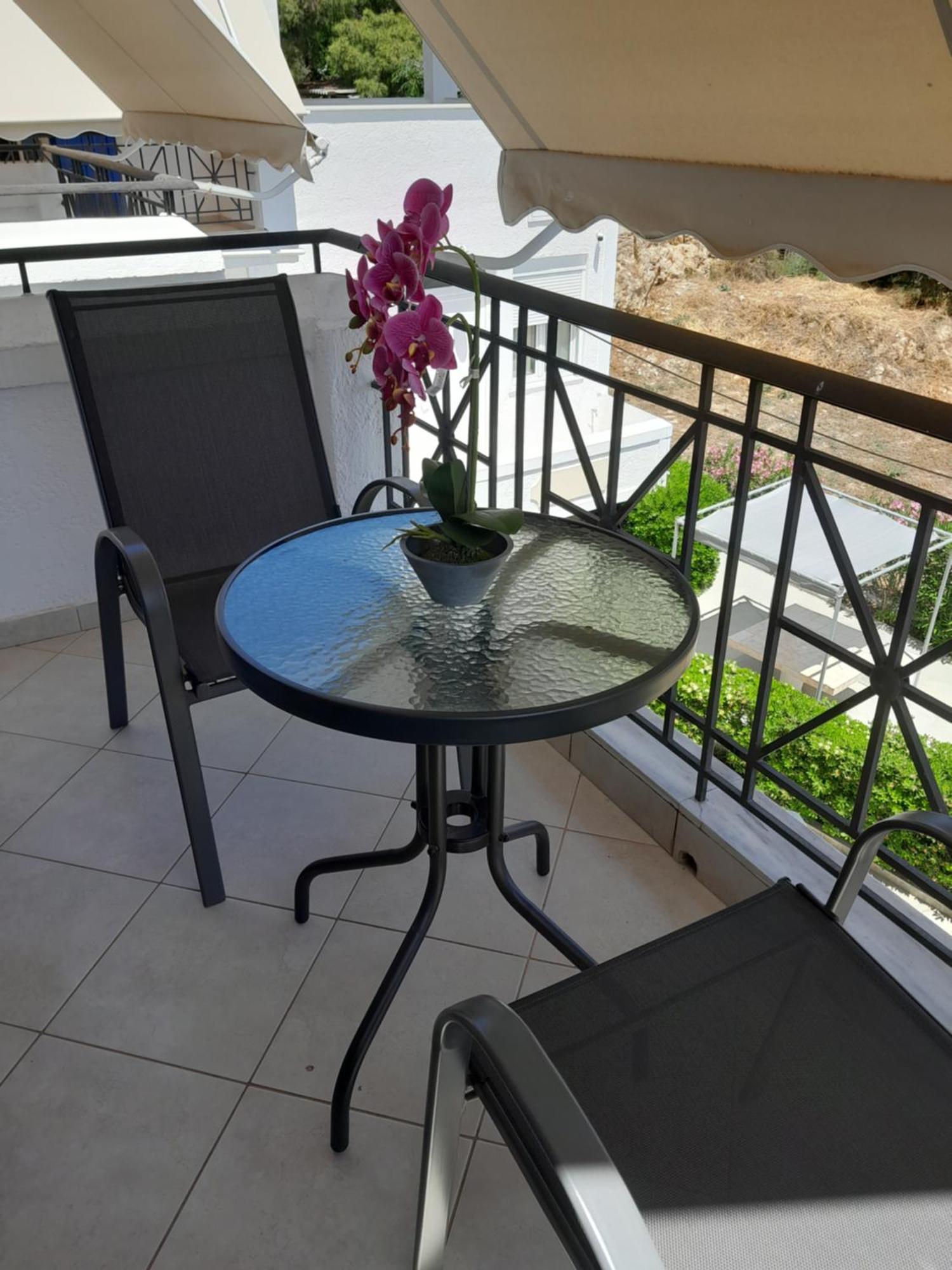 Hotel Barbara II à Agia Marina  Extérieur photo