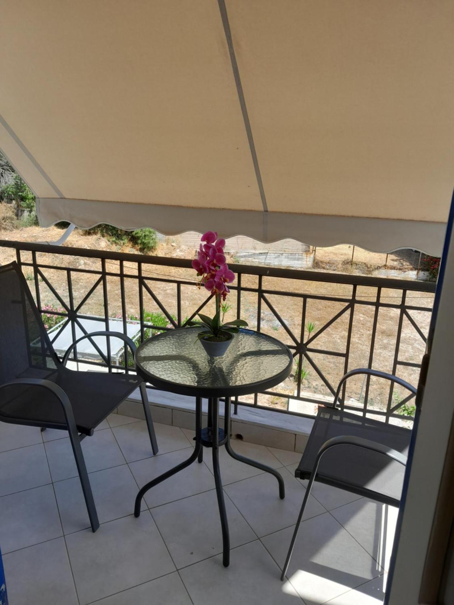 Hotel Barbara II à Agia Marina  Extérieur photo