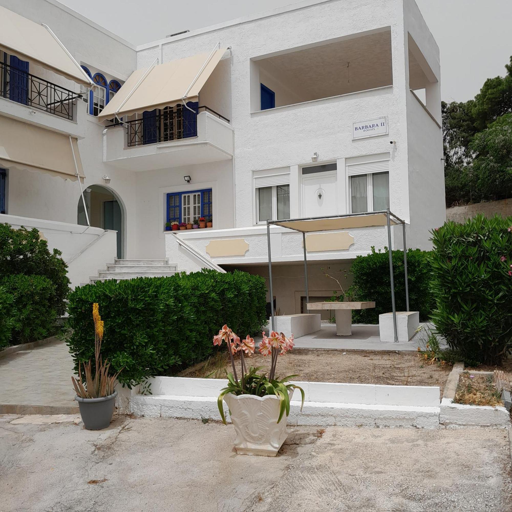 Hotel Barbara II à Agia Marina  Extérieur photo