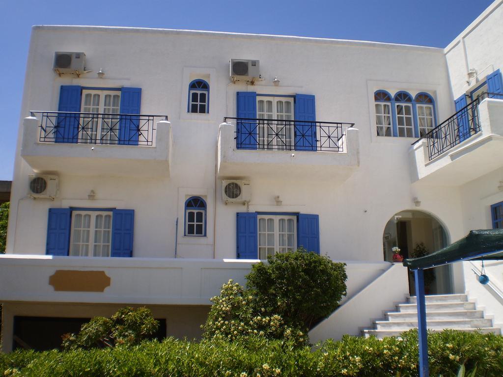 Hotel Barbara II à Agia Marina  Extérieur photo